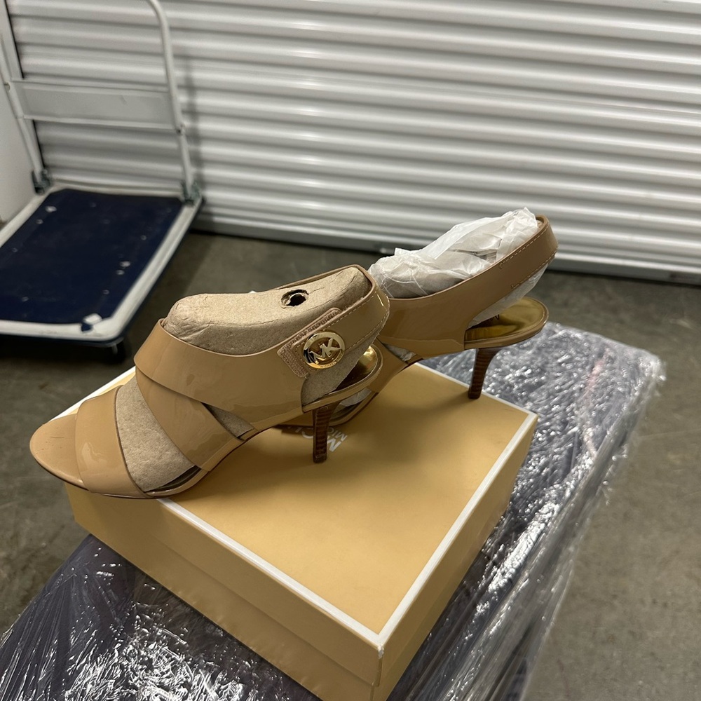 MK Ladies heels